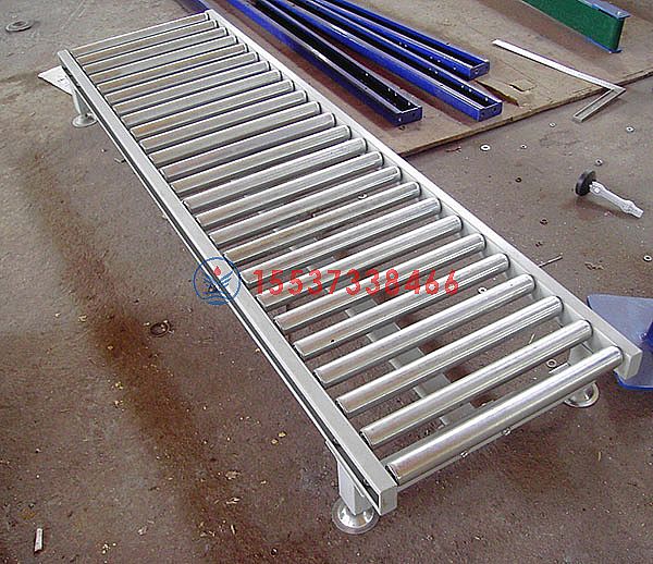 不銹鋼滾筒輸送機