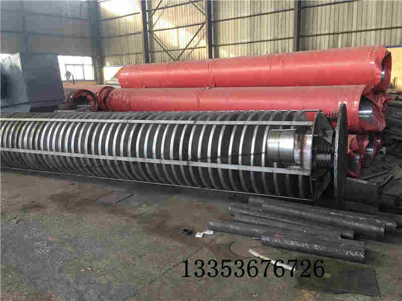 垂直振動(dòng)提升機(jī)制作中